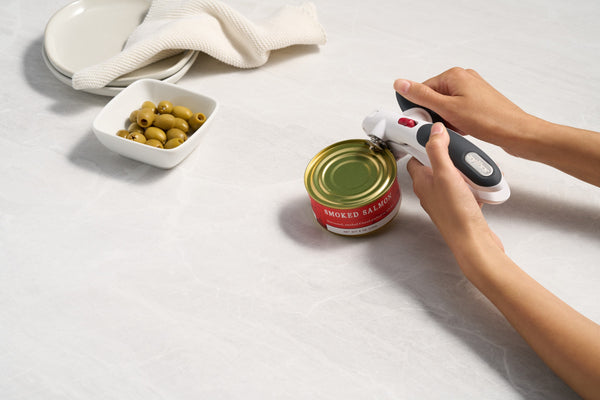 A More Comfortable & Efficient Can Opener- The Lock N' Lift