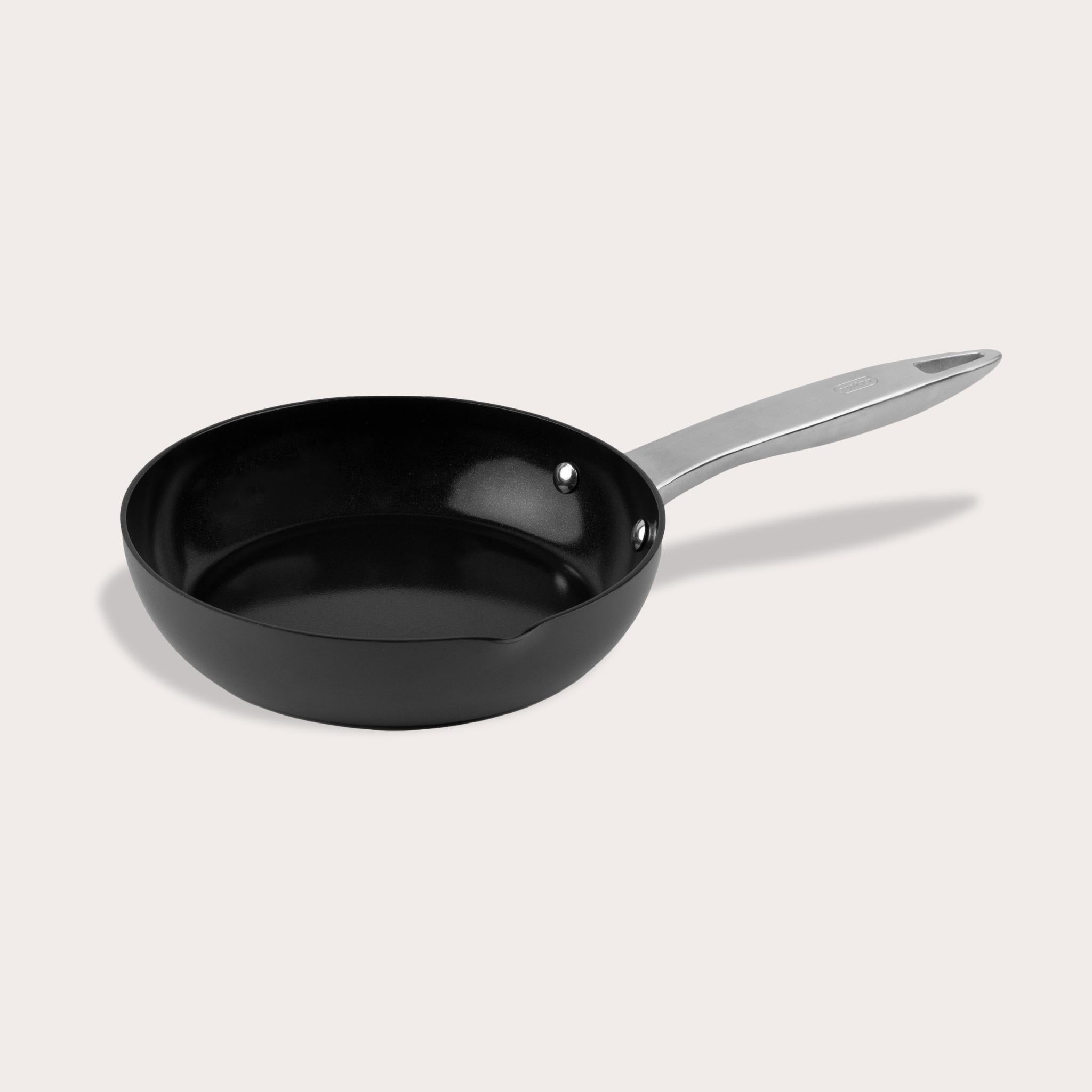 Zyliss Ultimate Pro Nonstick 9.5 inch Frying Pan with Pour Spout