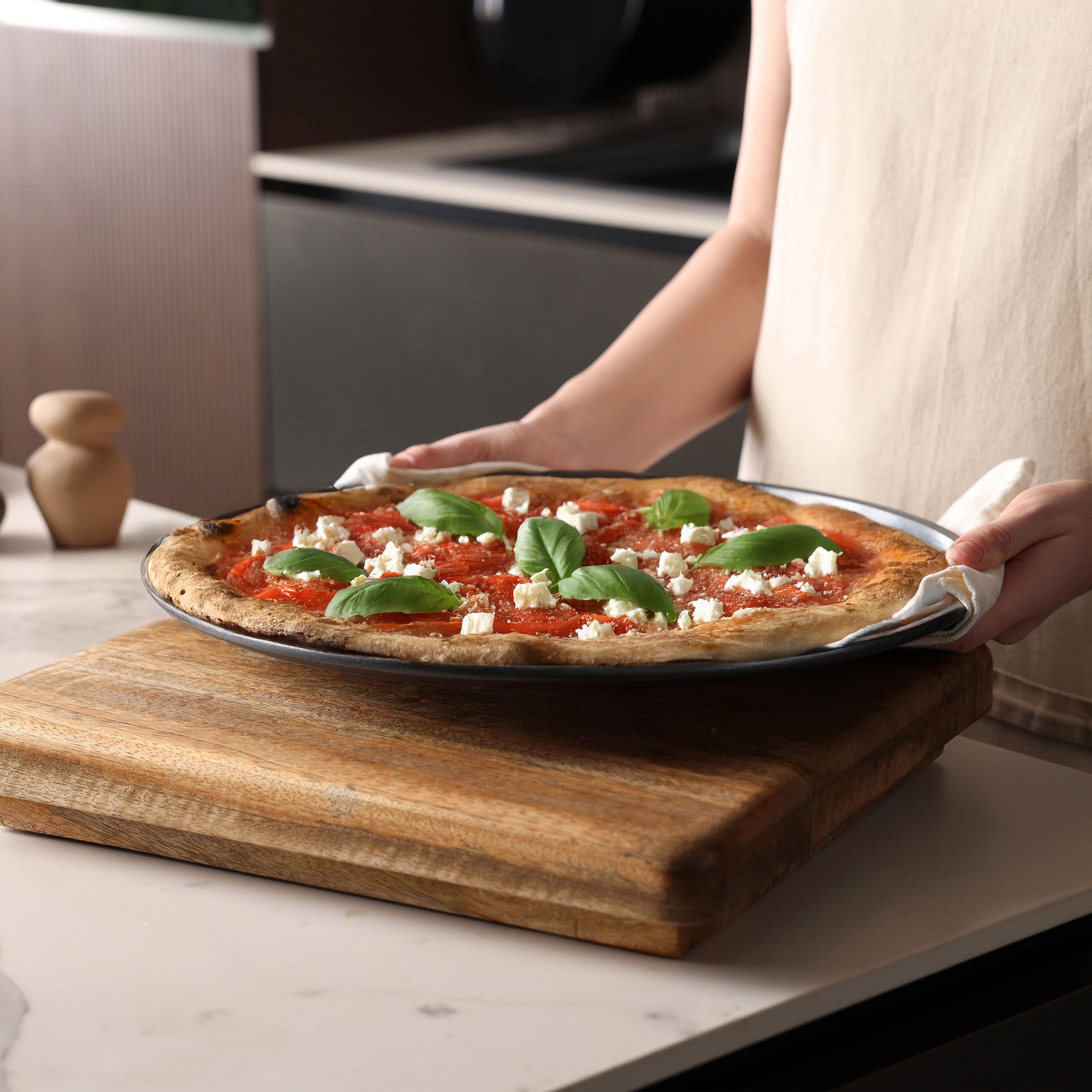 Zyliss Non-Stick Pizza Tray 36 cm (14