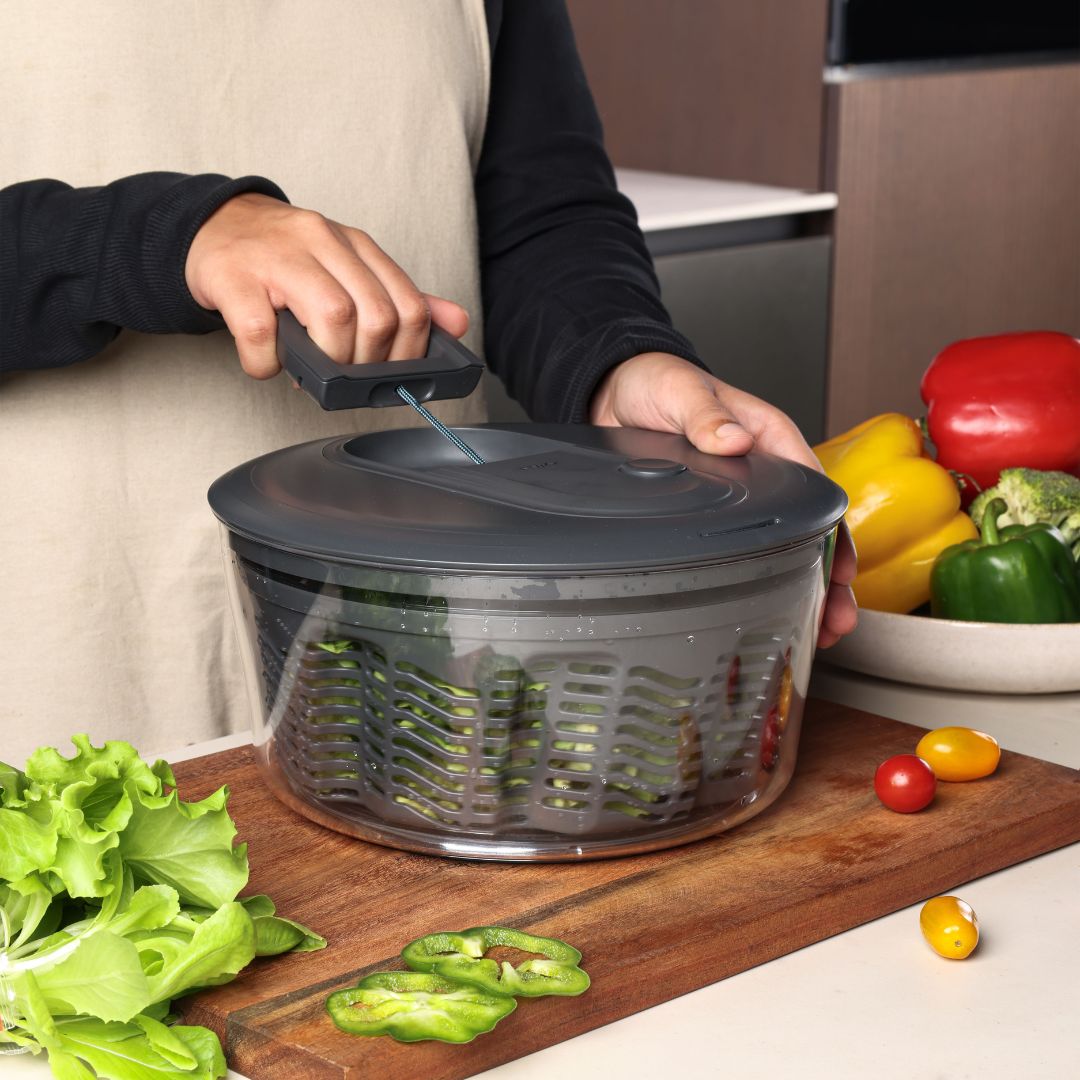 Zyliss Easy Spin Salad Spinner - Quick & Efficient Salad Dryer