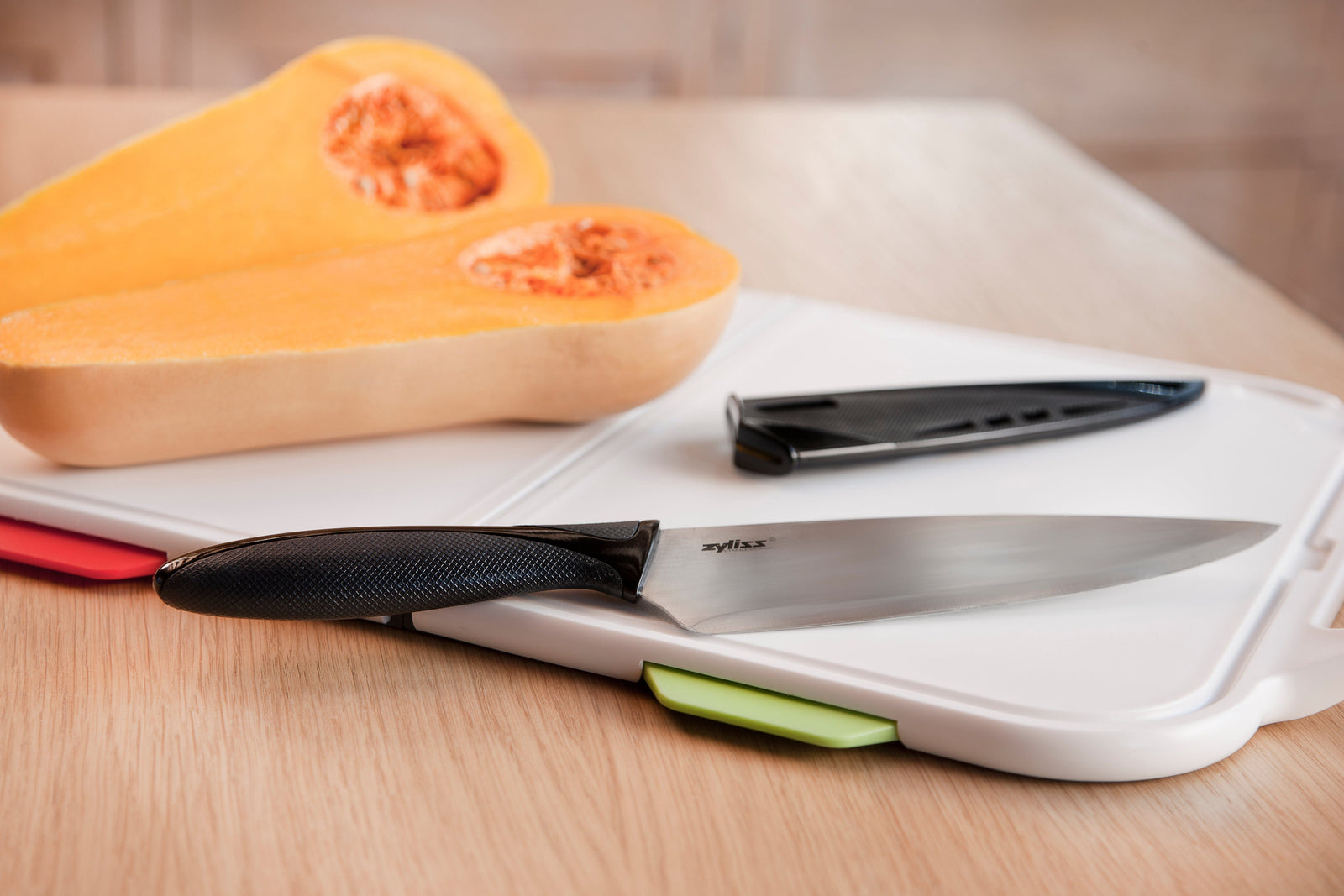 ZYLISS Chef's Knife with Sheath Cover, 7.5-Inch Stainless