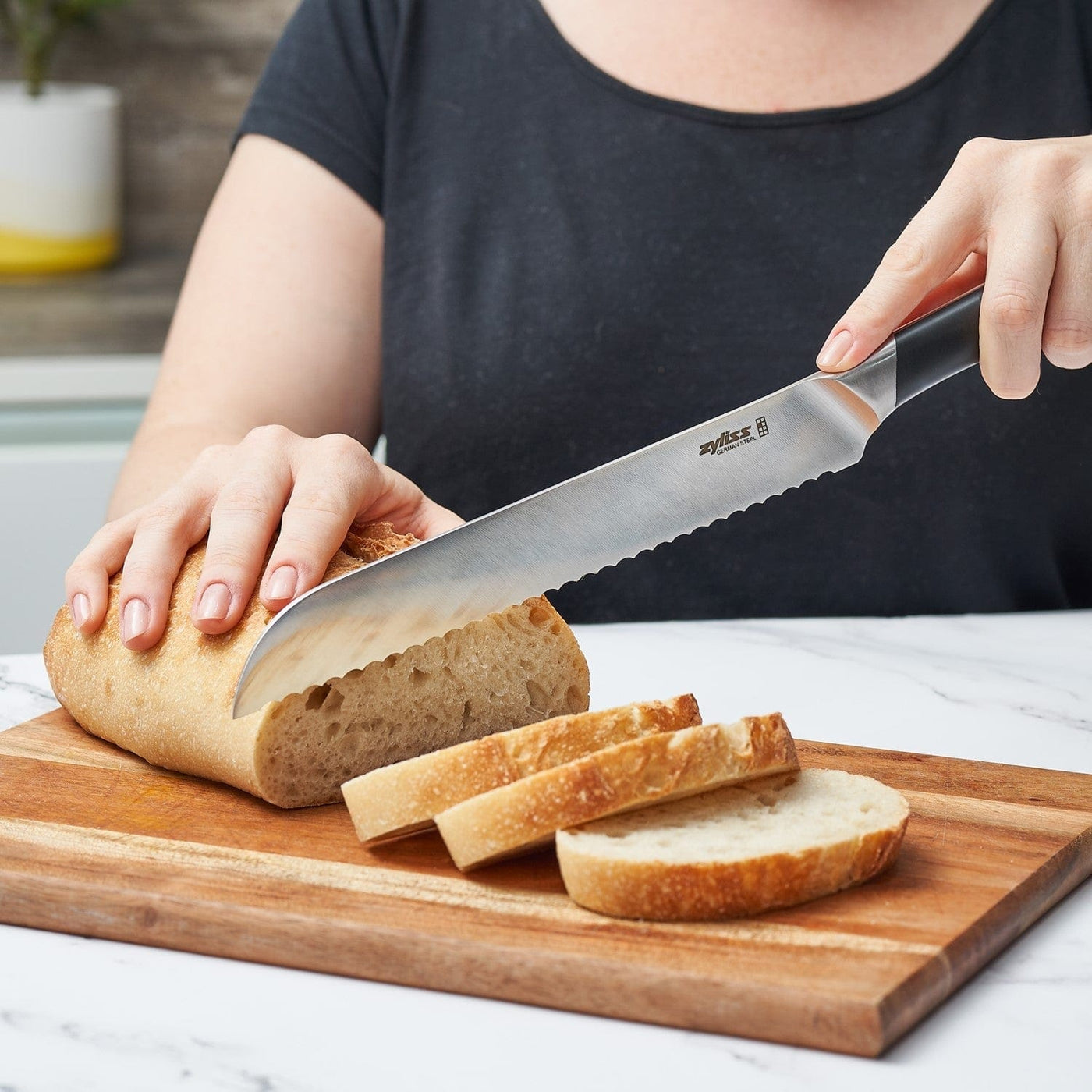 Amazon.com: ZWILLING Professional S 10-Piece Razor-Sharp German Block Knife  Set, Made in Company-Owned German Factory with Special Formula Steel 