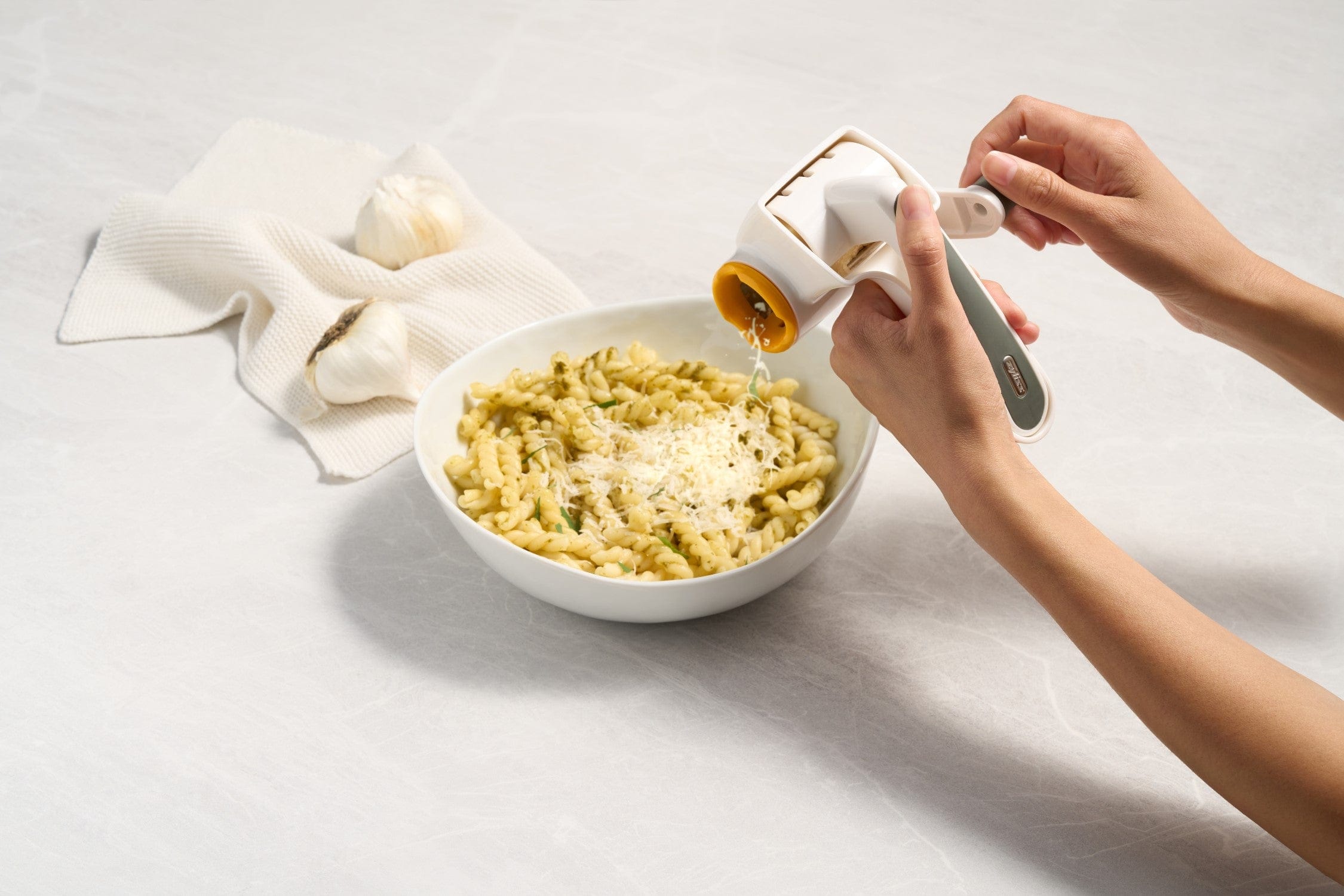 Zyliss Cheese Grater - Thumbnail 4
