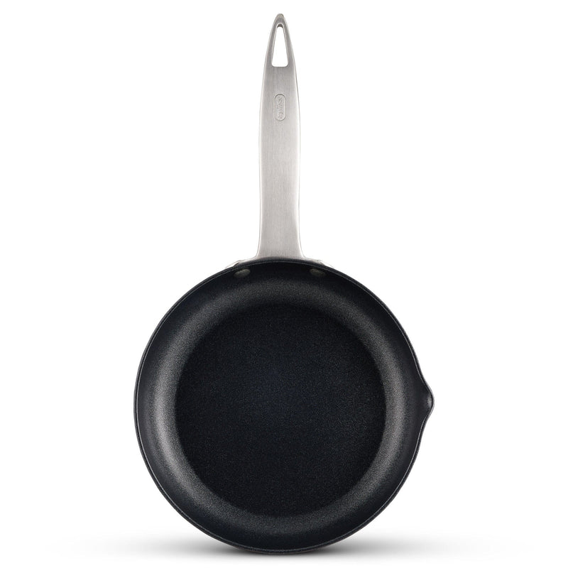 Zyliss Ultimate Pro Hard Anodized Nonstick 8 inch Frying Pan with Spout –  Zyliss Kitchen